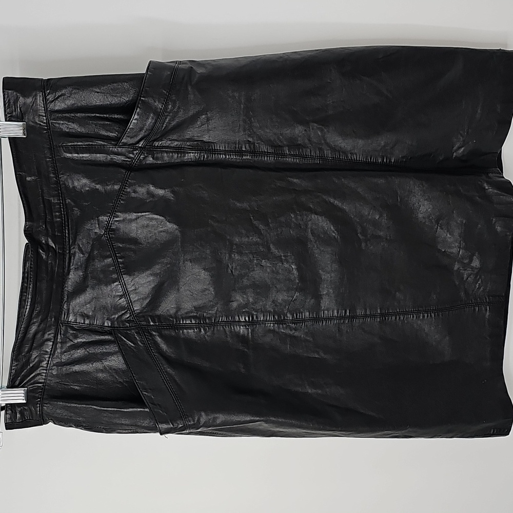 VTG Toffs Genuine Leather Black Midi Skirt w Deep Front Pockets & Back Slit Goth - Picture 9 of 9